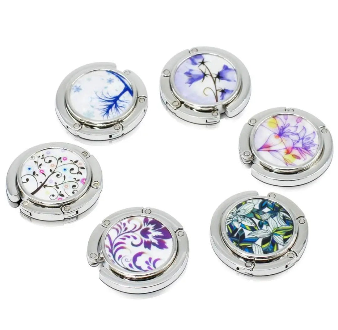 3-Circular-shaped floral drawings hooks