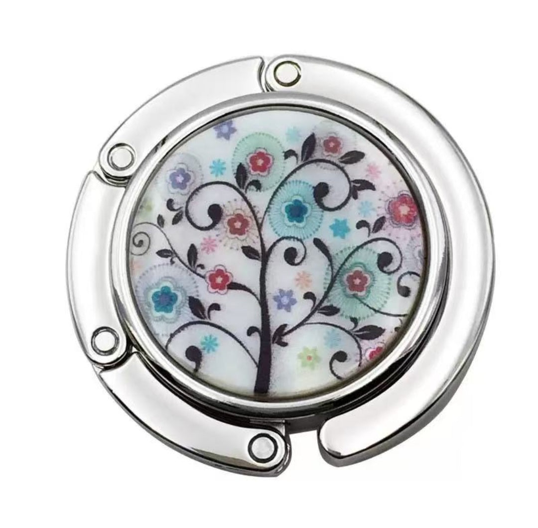 Multicolor circular-shaped Blue-Red-Purple floral drawing hook